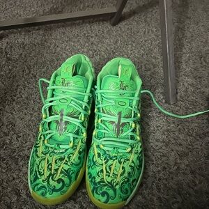 PUMA Men’s Mb .03 La France Basketball shoes